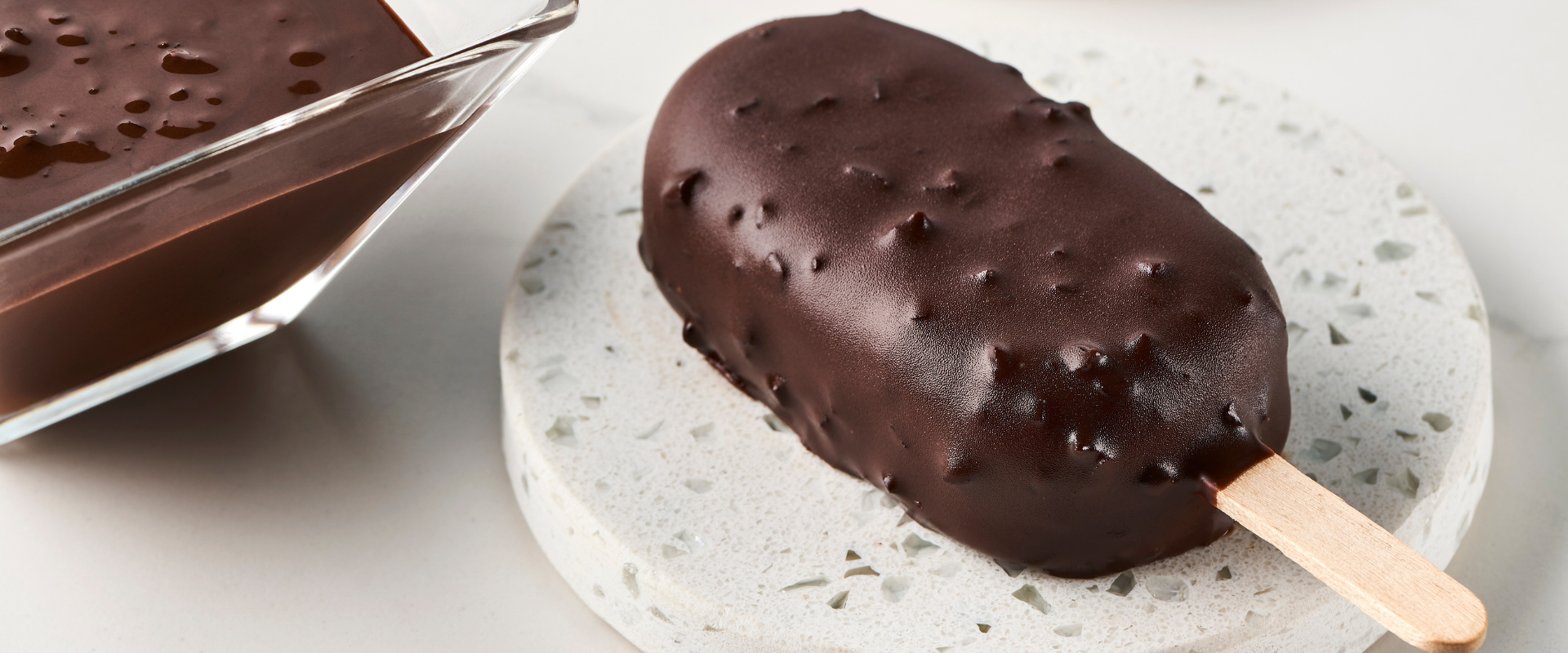 Gli snack più amati in versione stecco: golosità assicurata!
