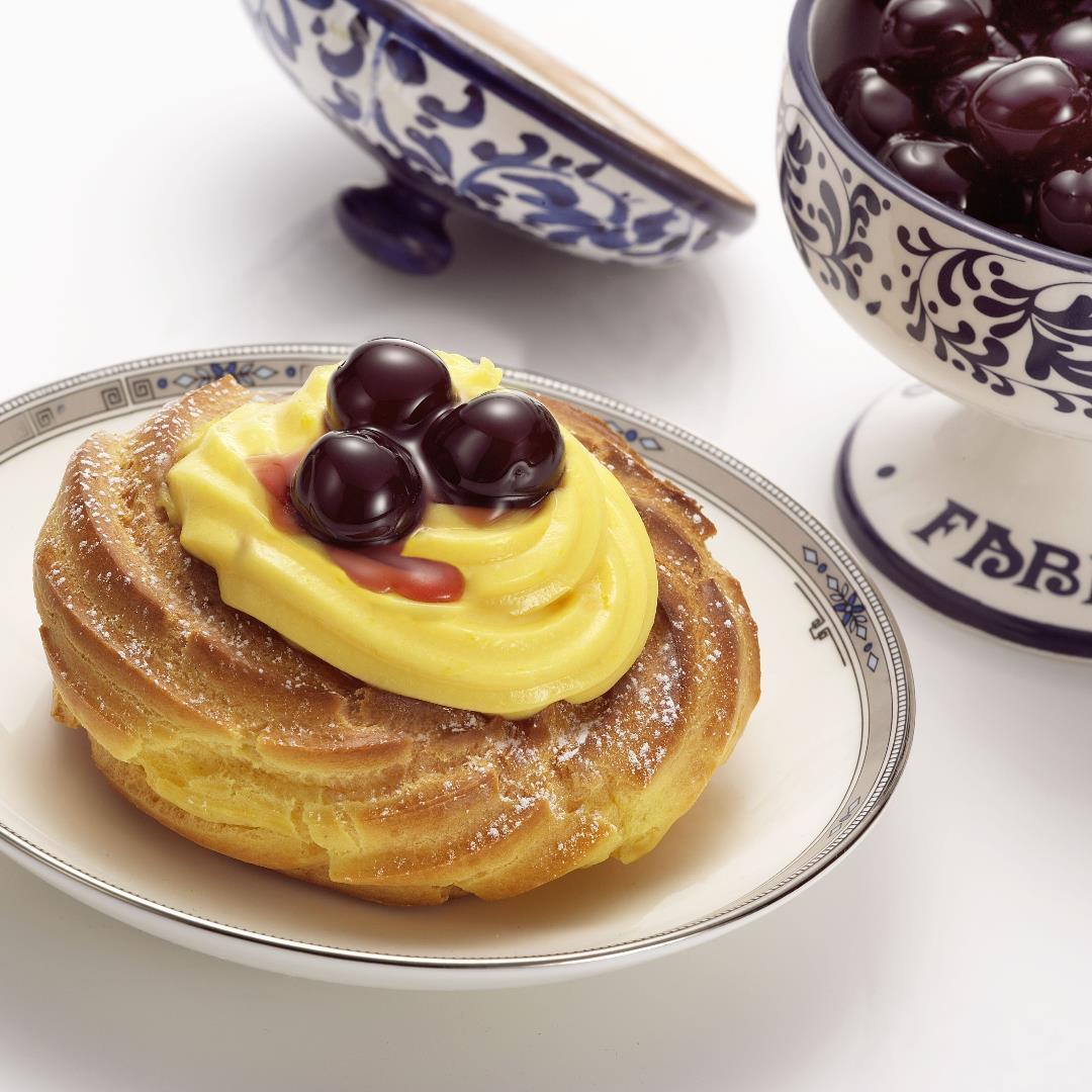 Ricetta di zeppole con Amarena Fabbri per la pasticceria