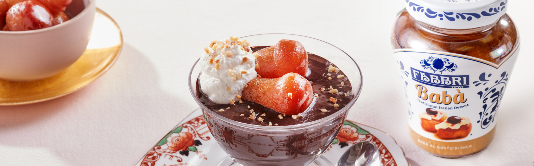 Babà Fabbri al gusto di rhum con crema al cioccolato