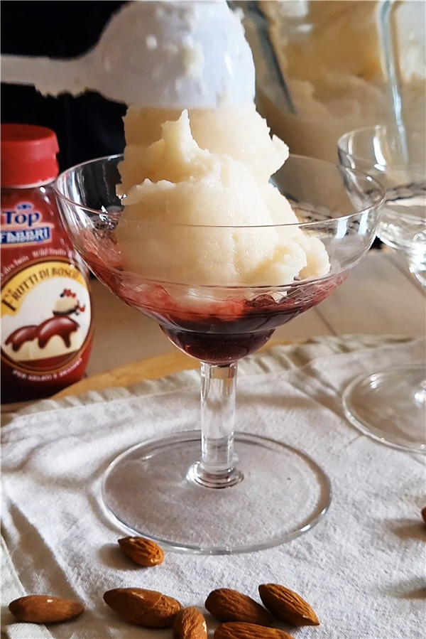 Granita alle mandorle