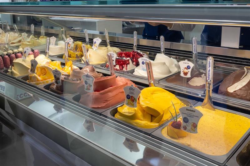 Gelato artigianale: conservazione e esposizione