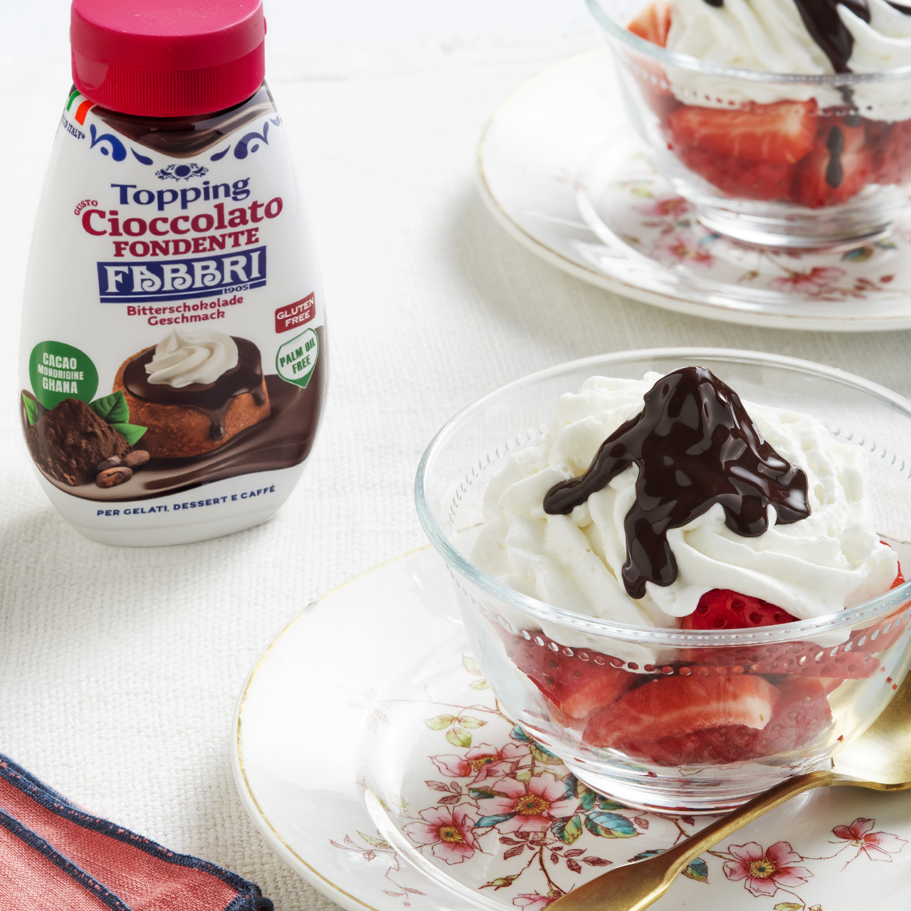 Fragole con panna e Top Choco Fondente Fabbri