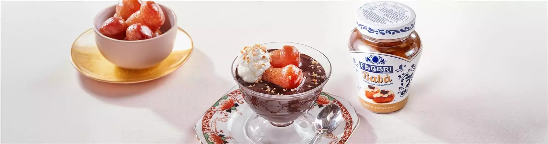Babà Fabbri al gusto di rhum con crema al cioccolato